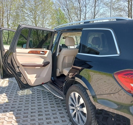 Mercedes-Benz GLS cena 169000 przebieg: 105000, rok produkcji 2016 z Pyzdry małe 211